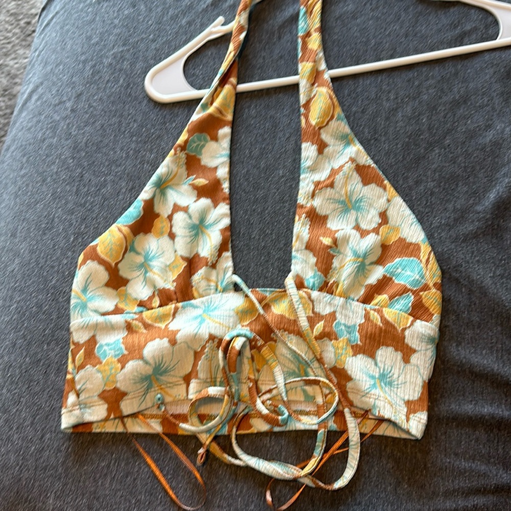 Halter tank